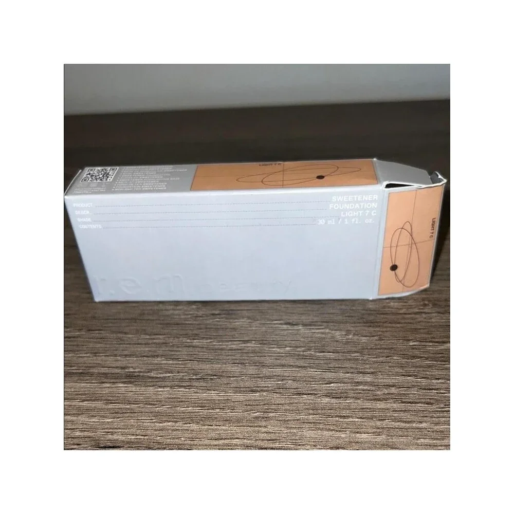 r.e.m. beauty Sweetener Foundation Light 7C